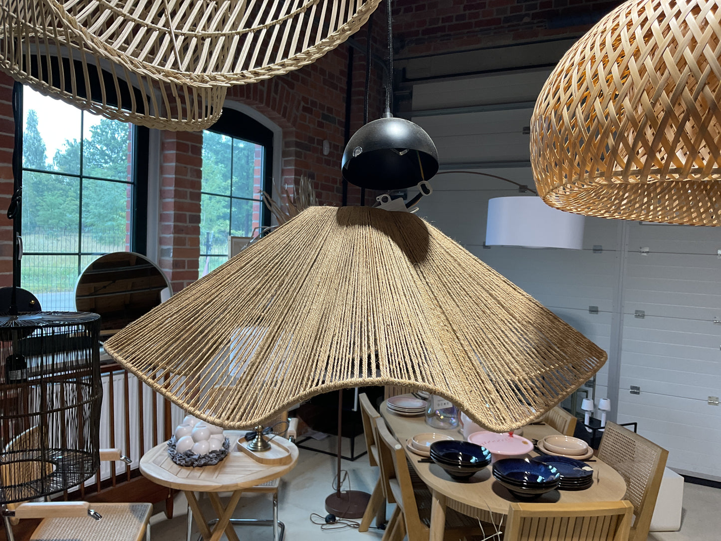 Lampa wisząca z juty Nami