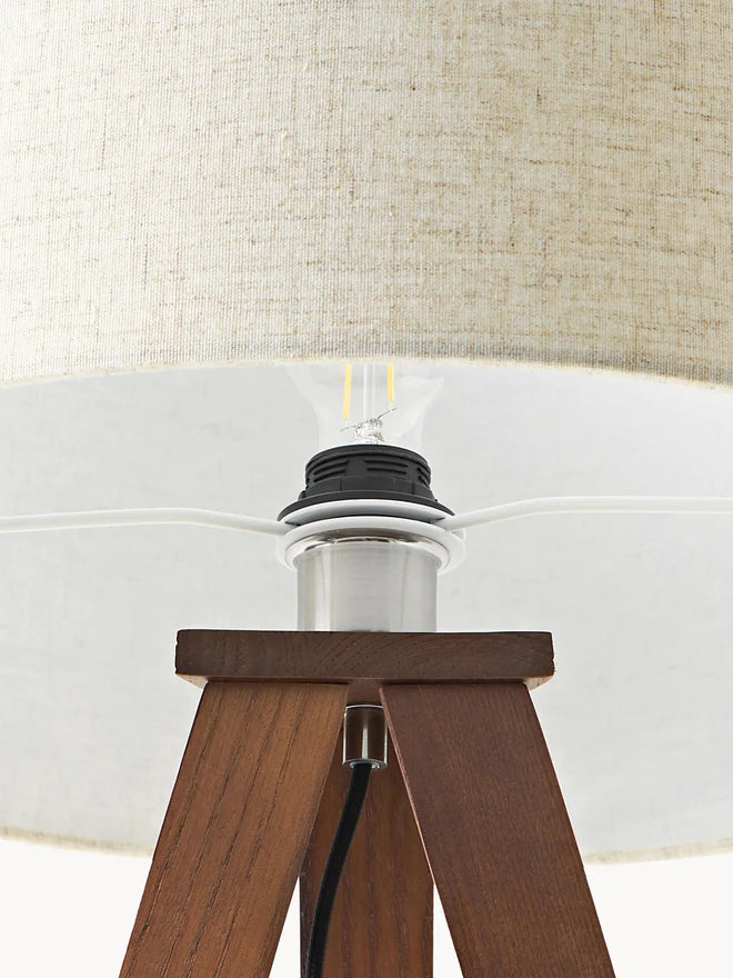 Lampa podłogowa trójnóg z litego drewna w stylu scandi Jake