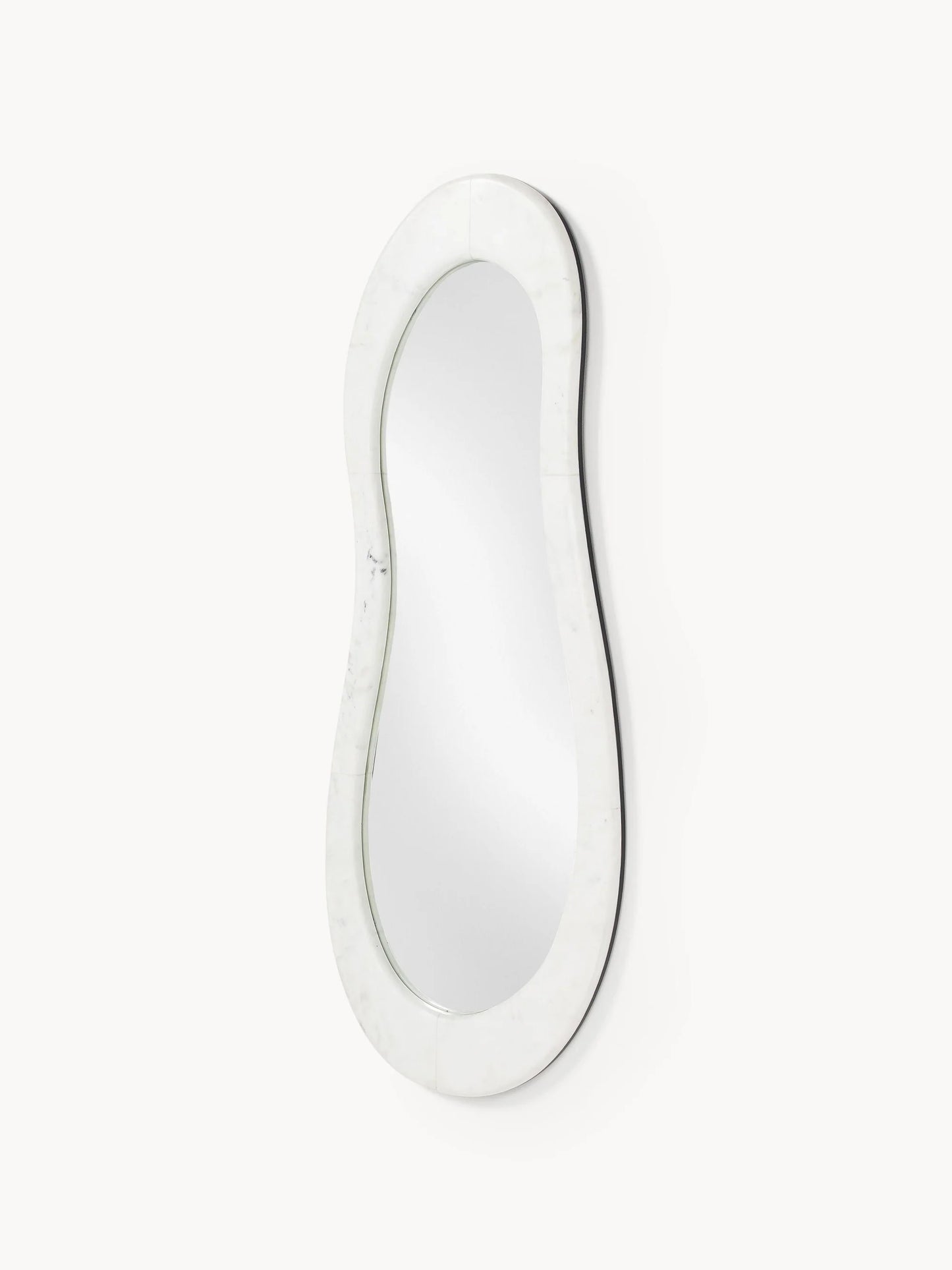 Lustro ścienne z marmurową ramą Meringue