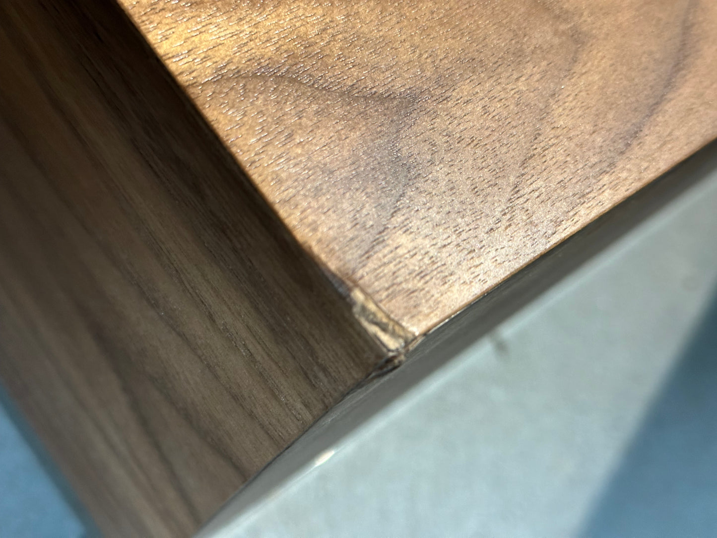 Stolik kawowy „Emi”