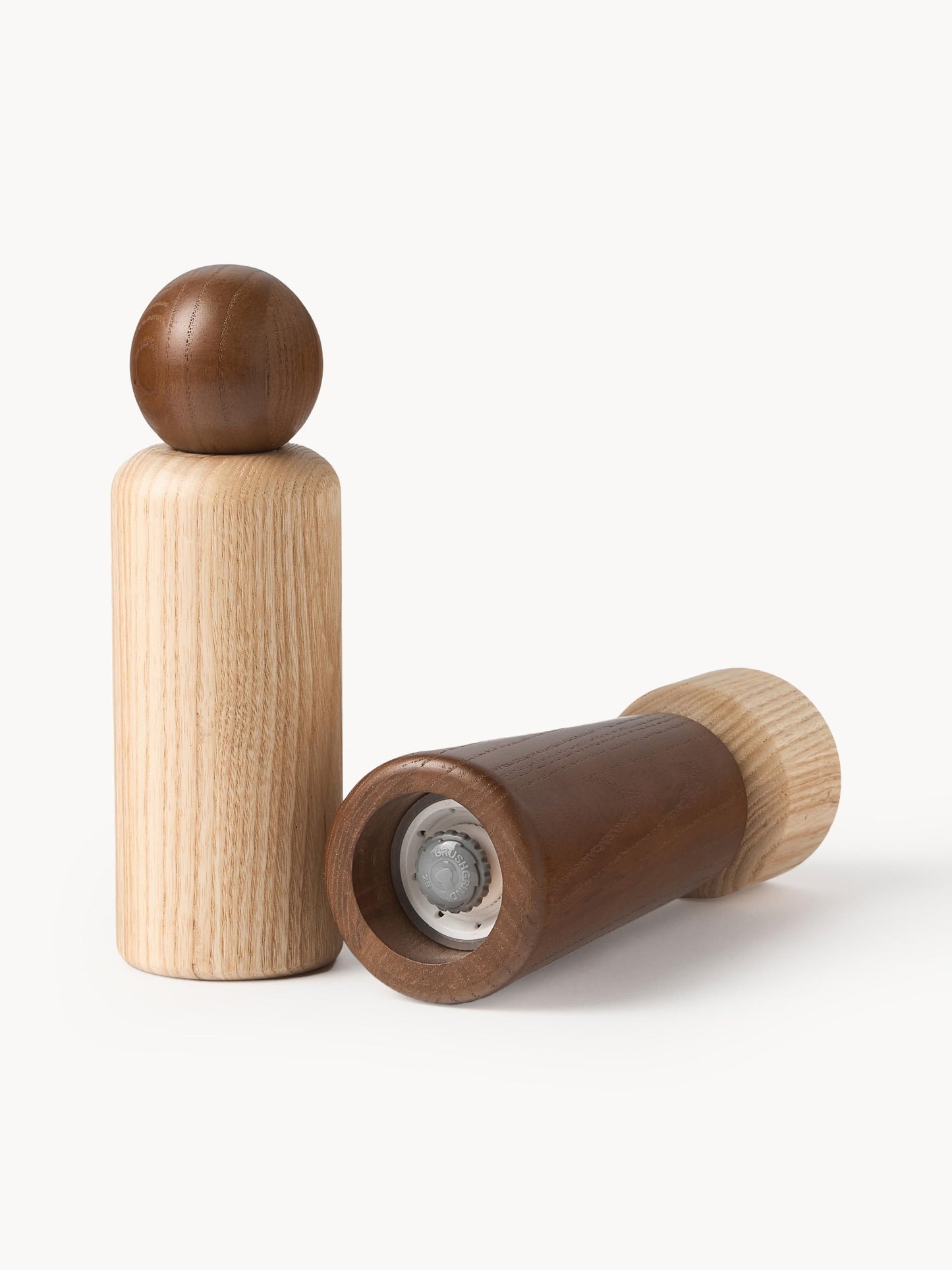 Komplet solniczki i pieprzniczki z drewna jesionowego Anis, 2 elem.