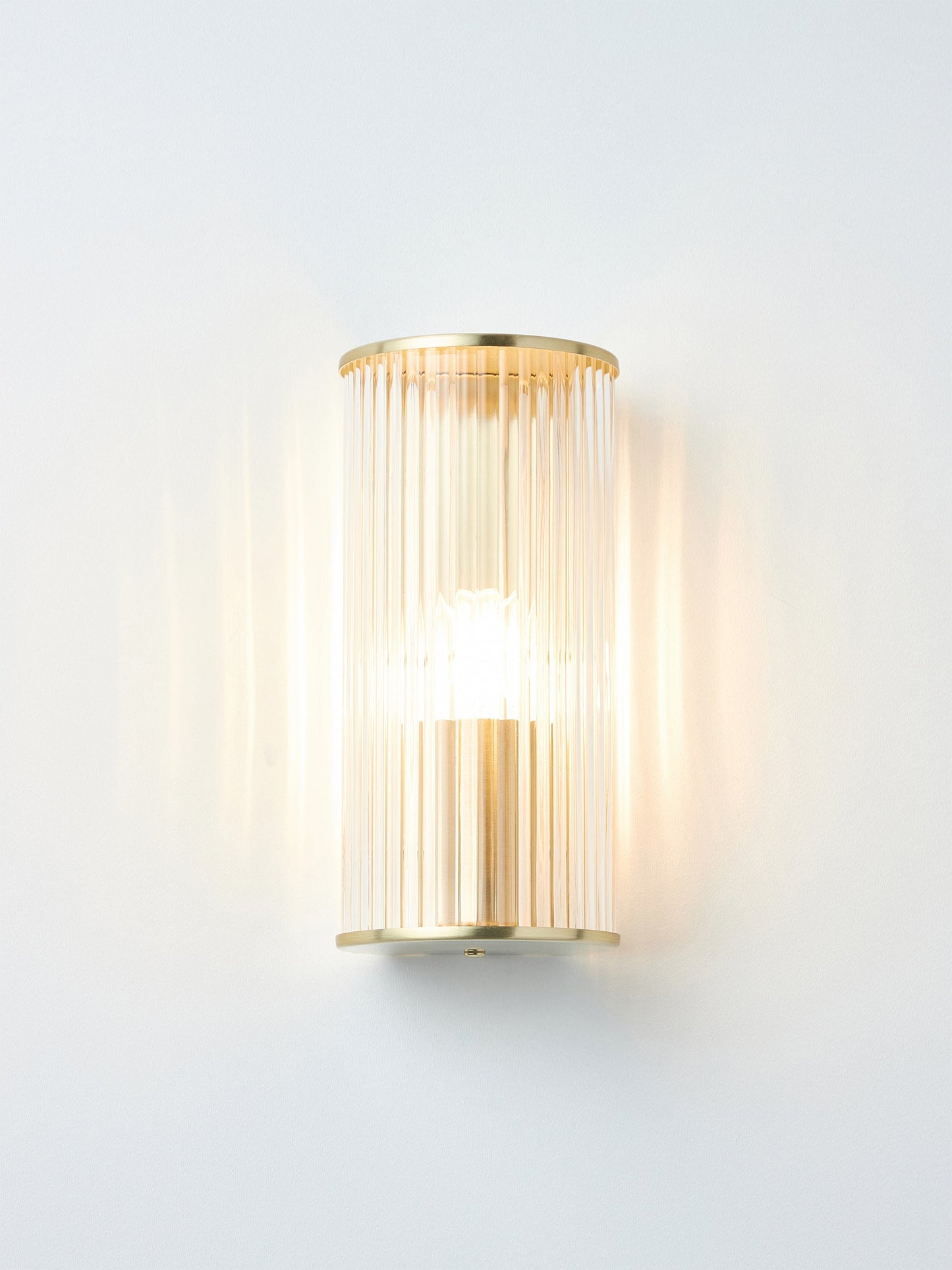 Kinkiet ze szkła ryflowanego Emmi