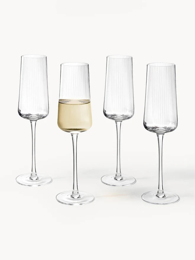 Ręcznie wykonany kieliszek do szampana z ryflowaną powierzchnią Cami, 4 szt.