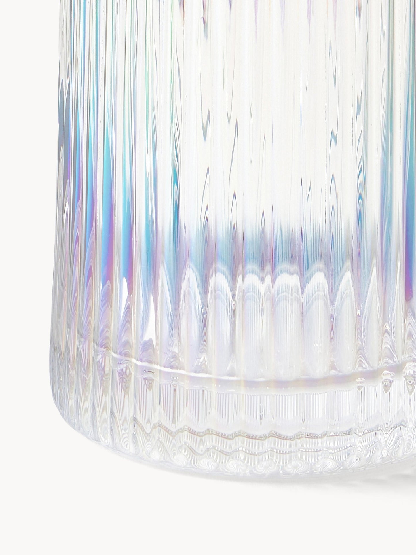 Ręcznie wykonana karafka z ryflowanym reliefem od Guglielma Scilla Minna