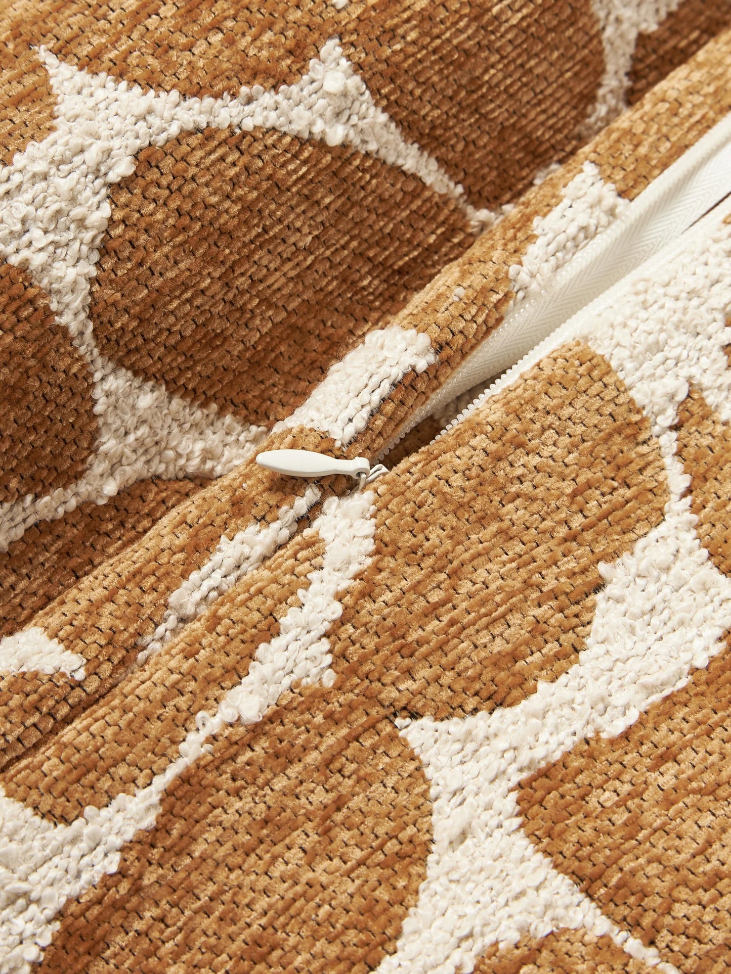 Poszewka na poduszkę Bouclé Nenda