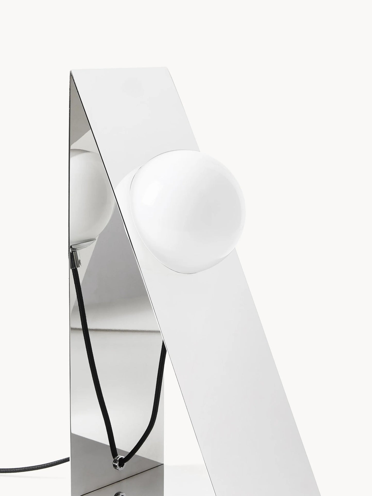 Lampa stołowa Lewis