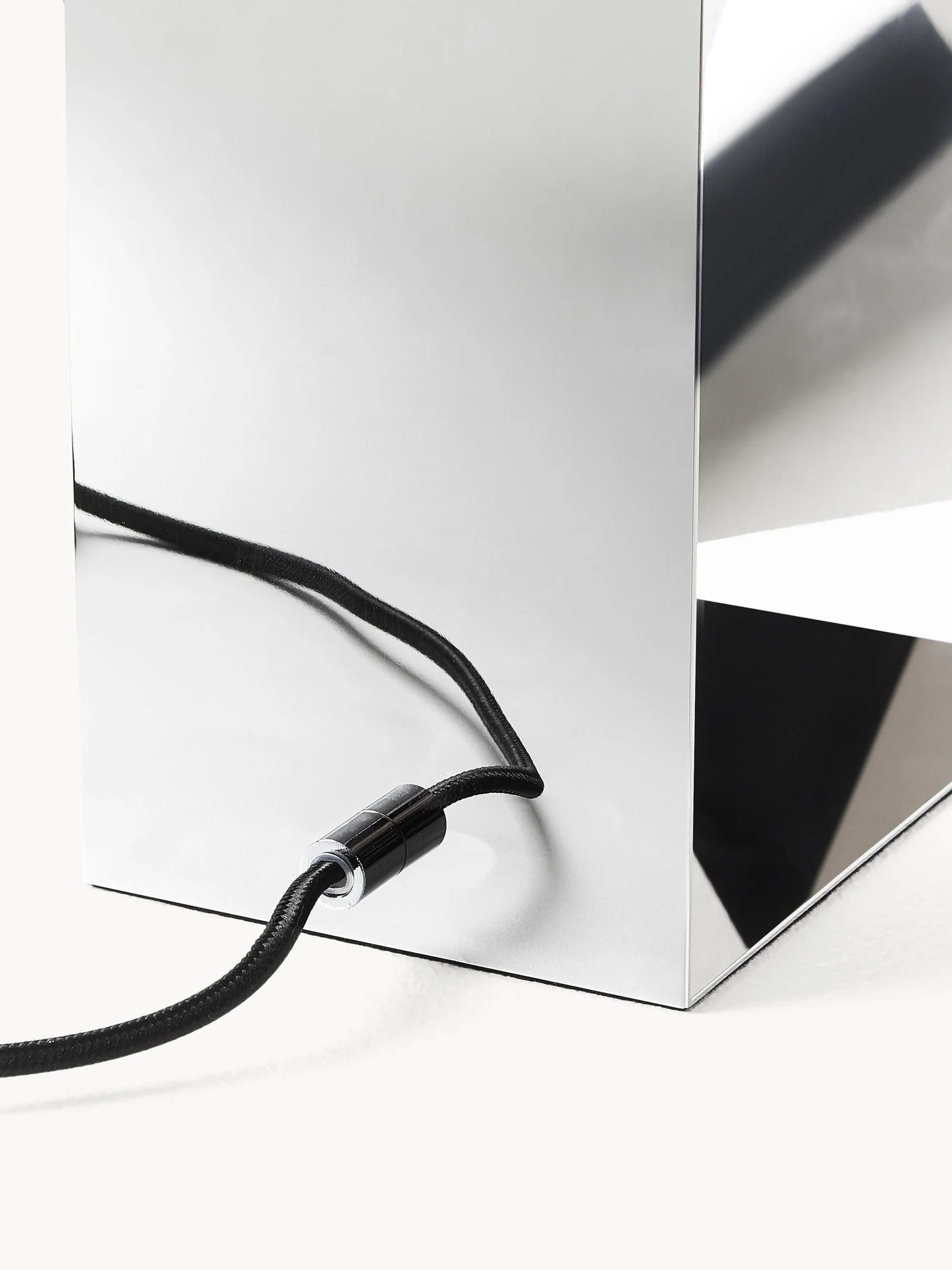 Lampa stołowa Lewis