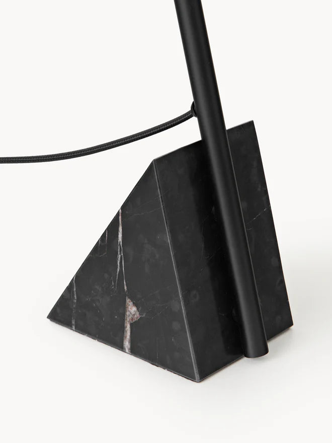 Lampa stołowa z marmurową podstawą Reyna