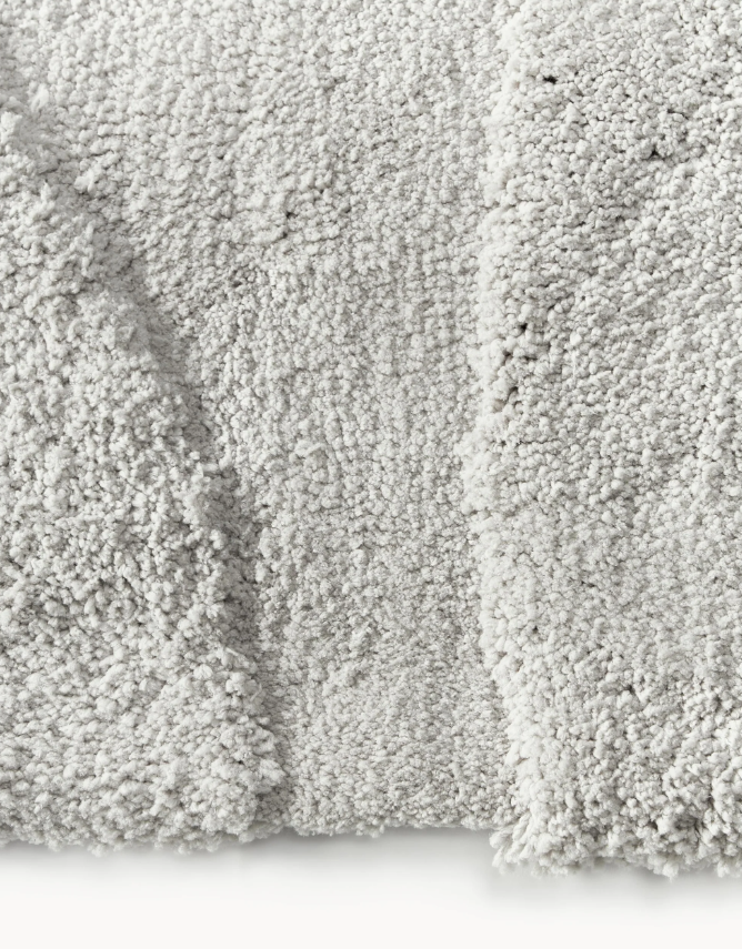 Puszysty dywan z długim włosiem z wypukłą strukturą Jade